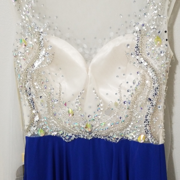 Royal blue beaded evening gown - Picture 5 of 7